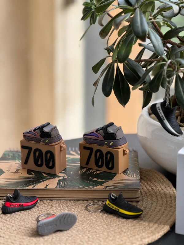 کاور ایرپاد Adidas YEEZY 700 (کدa0076)